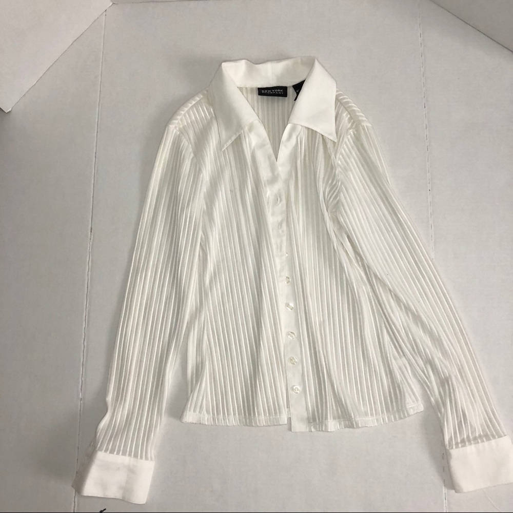 New york and company button down shirt